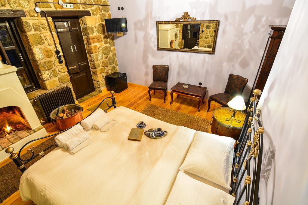 Varnevo Guesthouse Ano Trikala Buitenkant foto