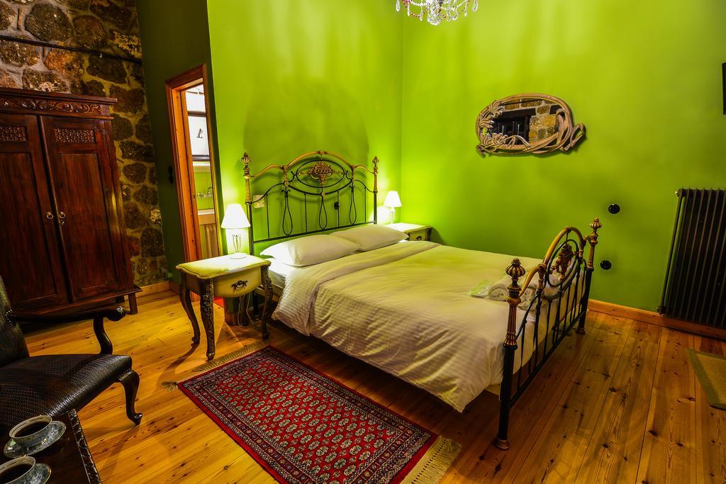 Varnevo Guesthouse Ano Trikala Buitenkant foto